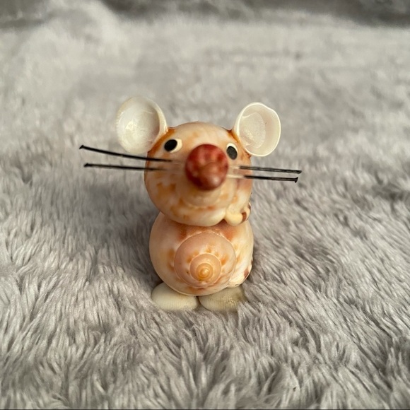 Sea Shell Figurines Set of 3 Mouse, Turtle & Lion - Picture 2 of 16